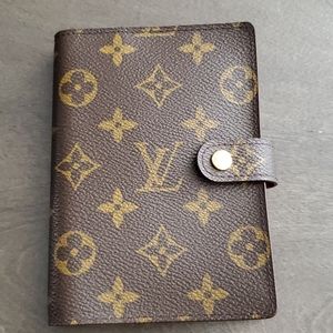Louis Vuitton PM Agenda
